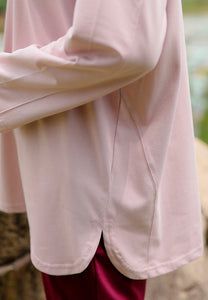 Nuha Athletic Top (Soft Pink)