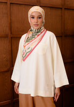 Load image into Gallery viewer, Zen Boxy T-Shirt (Cream)