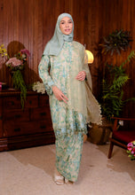 Load image into Gallery viewer, Kuntum Kurung (Blueberry Matcha)