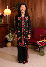 Load image into Gallery viewer, Sekar Kebaya Girl (Black)