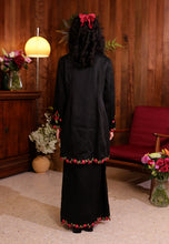 Load image into Gallery viewer, Sekar Kebaya Girl (Black)
