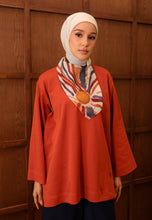 Load image into Gallery viewer, Zen Boxy T-Shirt (Pumpkin)
