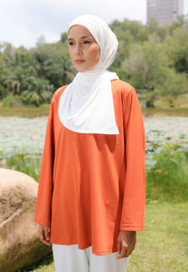 Nuha Athletic Top (Brick)