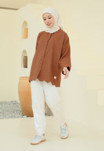 Load image into Gallery viewer, Adelia Scallop Top (Dark Brown)