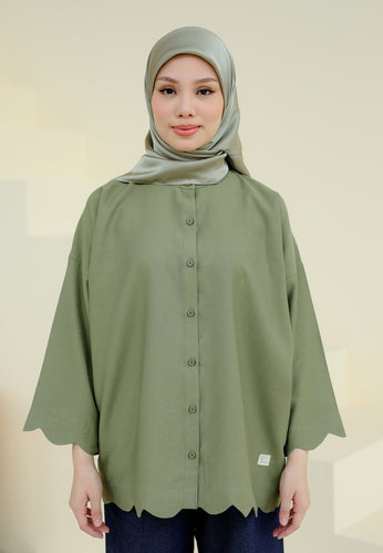 Adelia Scallop Top (Sage Green)