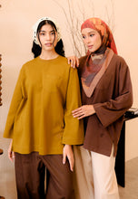 Load image into Gallery viewer, Zen Boxy T-Shirt (Golden Mustard)