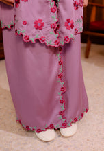 Load image into Gallery viewer, Sekar Kebaya Girl (Lilac)
