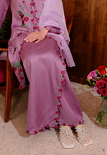 Load image into Gallery viewer, Sekar Kebaya (Lilac)