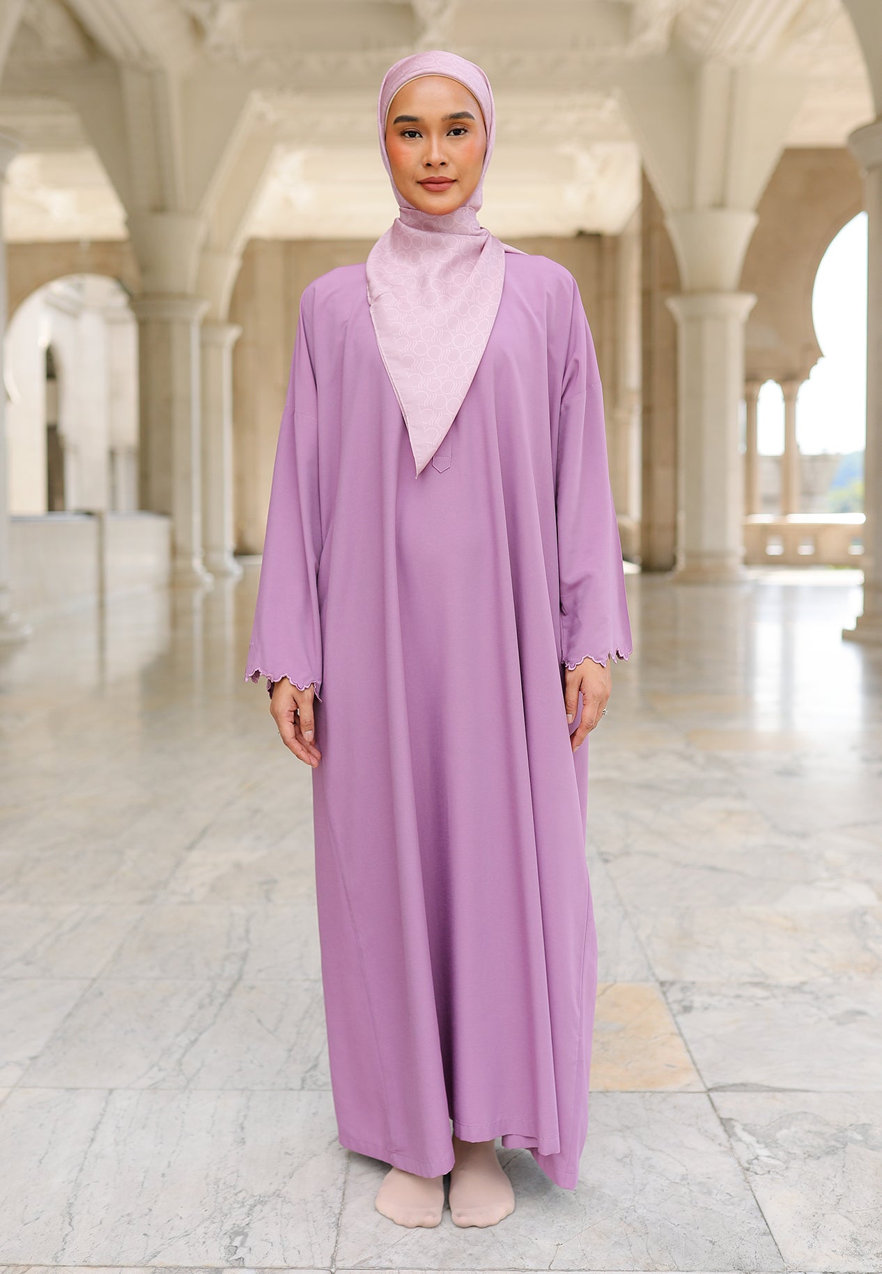 Anbar Sulaman Kaftan (Yam Purple)