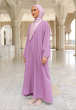 Load image into Gallery viewer, Anbar Sulaman Kaftan (Yam Purple)
