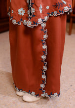 Load image into Gallery viewer, Sekar Kebaya Girl (Terracota Brown)