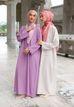 Load image into Gallery viewer, Anbar Sulaman Kaftan (Yam Purple)