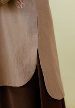 Load image into Gallery viewer, Mahdia Linen Top (Milo Brown)