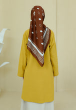 Load image into Gallery viewer, Mahdia Linen Top (Yellow Mustard)