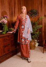 Load image into Gallery viewer, Sekar Kebaya (Terracota Brown)