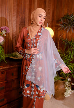 Load image into Gallery viewer, Sekar Kebaya (Terracota Brown)
