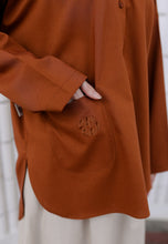 Load image into Gallery viewer, Dalili Linen Top (Brick Orange)