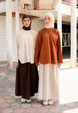 Load image into Gallery viewer, Dalili Linen Top (Brick Orange)