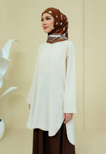 Load image into Gallery viewer, Mahdia Linen Top (Beige Cream)