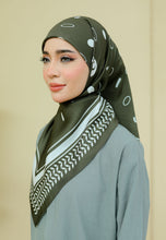 Load image into Gallery viewer, Qayffiyeh Printed Square (Olive Green)