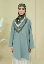Load image into Gallery viewer, Mahdia Linen Top (Greyish Green)