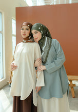Load image into Gallery viewer, Mahdia Linen Top (Greyish Green)