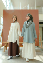 Load image into Gallery viewer, Mahdia Linen Top (Greyish Green)