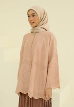 Load image into Gallery viewer, Akia Lace Top (Blush)