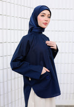 Load image into Gallery viewer, Dalili Linen Top (Midnight Blue)