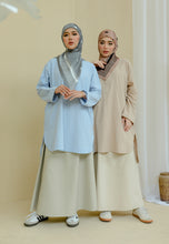 Load image into Gallery viewer, Mahdia Linen Top (Baby Blue)
