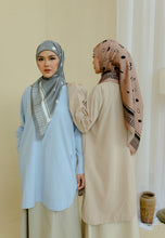 Load image into Gallery viewer, Mahdia Linen Top (Nude Brown)