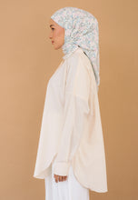 Load image into Gallery viewer, Zayna Plain Top (Cream)