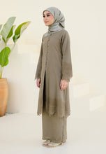 Load image into Gallery viewer, Seiring Kurung (Olive Green)