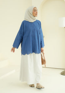 Akia Lace Top (Midnight Blue)