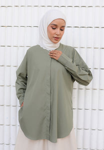 Hyza Curved Top (Sage Green)