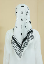 Load image into Gallery viewer, Qayffiyeh Printed Square (Pearl White)