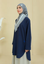 Load image into Gallery viewer, Mahdia Linen Top (Navy Blue)