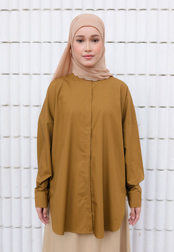 Hyza Curved Top (Golden Brown)