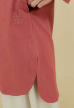 Load image into Gallery viewer, Mahdia Linen Top (Brick Red)
