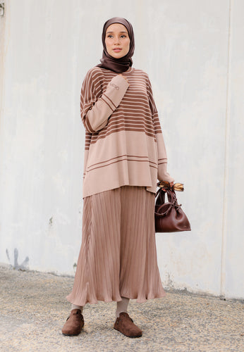 Afreen Knitwear Top (Dark Choco)