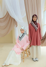 Load image into Gallery viewer, Mahdia Linen Top (Brick Red)
