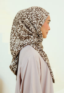 Elena Printed Square (Dark Brown)