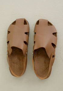 Mia Clog Sandals (Brown)