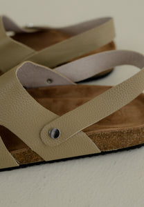 Mia Clog Sandals (Khaki)