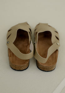 Mia Clog Sandals (Khaki)