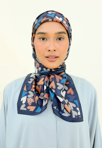 Elena Printed Square (Dark Blue)