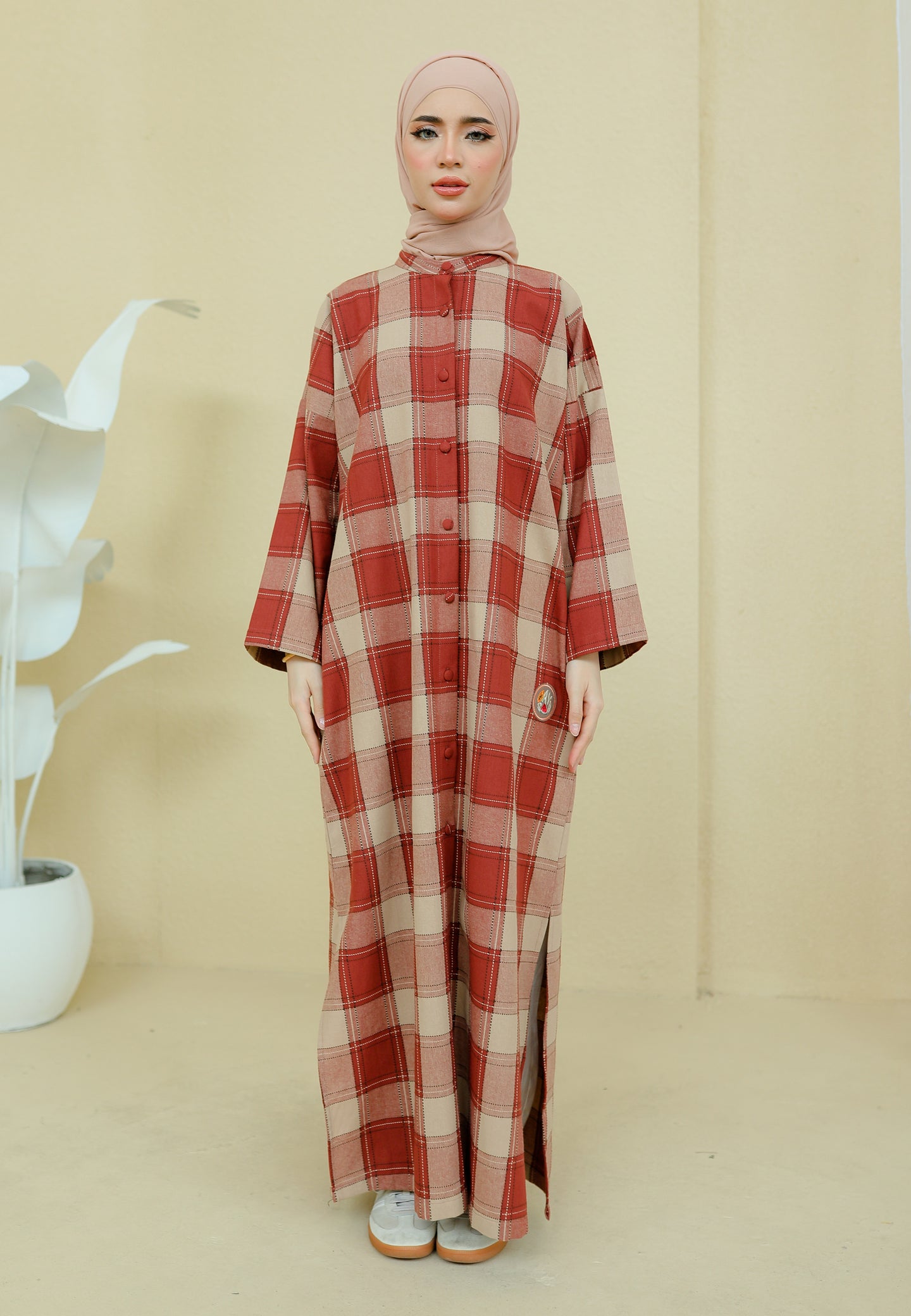 Azra Checkered Caftan (Redwood)