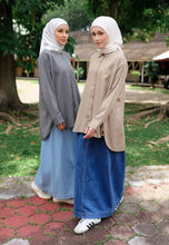 Load image into Gallery viewer, Jenna Plain Top (Brown)