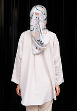 Load image into Gallery viewer, Asmaa Plain Top (Cream)