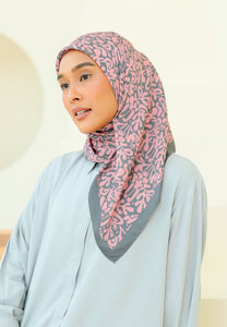 Elena Printed Square (Greyish Pink)